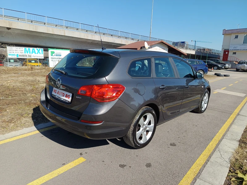 Opel Astra 1.7CDTI, снимка 4 - Автомобили и джипове - 49377221