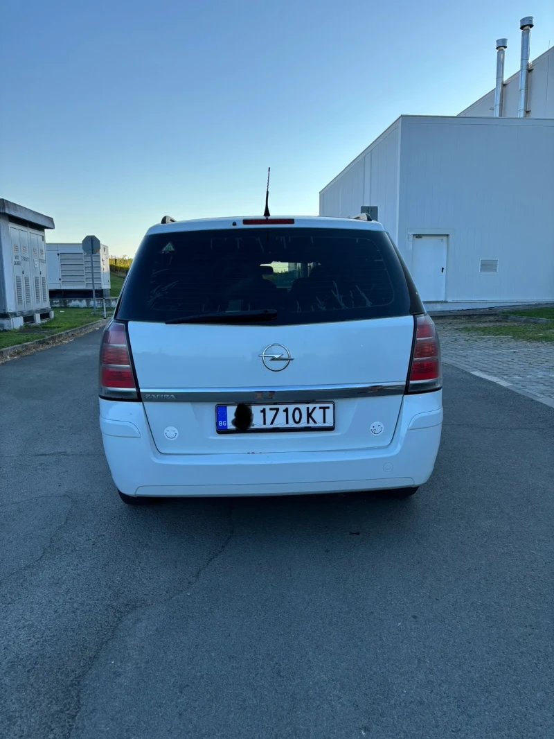 Opel Zafira 1.6, снимка 4 - Автомобили и джипове - 51311141