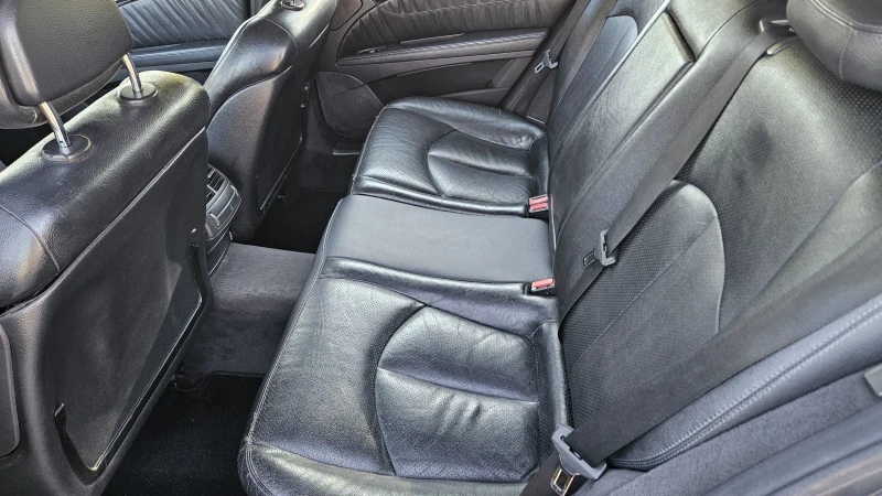 Mercedes-Benz E 320 3.2 CDI..Avantgarde, снимка 9 - Автомобили и джипове - 51916149