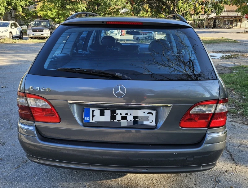 Mercedes-Benz E 320 3.2 CDI..Avantgarde, снимка 6 - Автомобили и джипове - 51916149