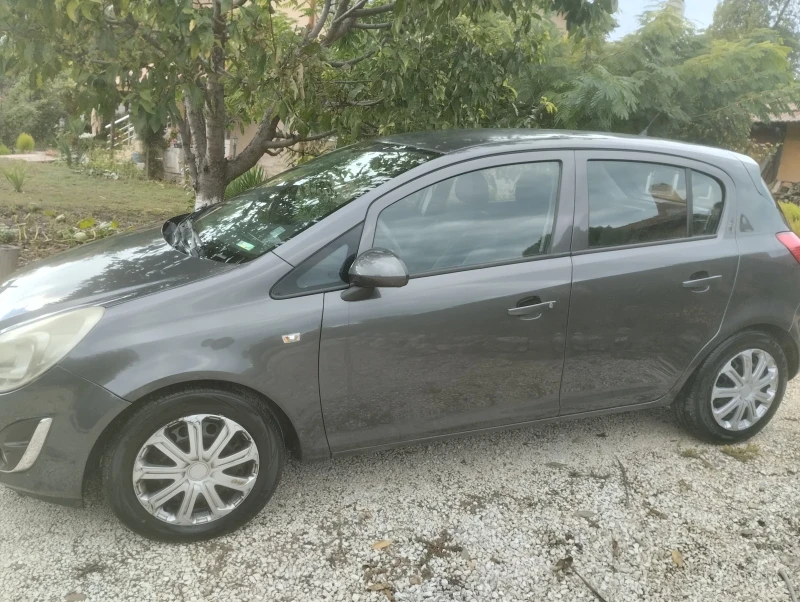 Opel Corsa Бензин/газ, снимка 3 - Автомобили и джипове - 52029281
