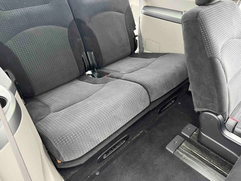 Mitsubishi Grandis 2.0TDI 136кс 6 СКОРОСТИ 7 МЕСТА  АВТОПИЛОТ, снимка 10 - Автомобили и джипове - 52200934