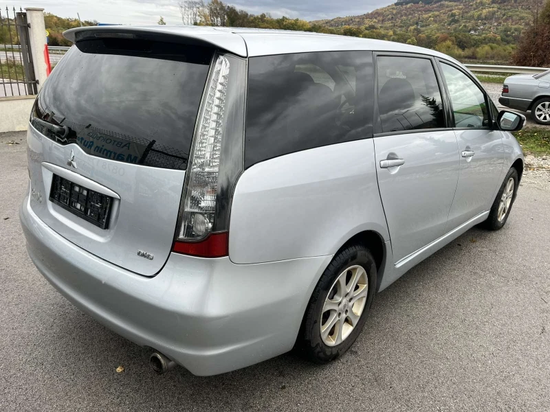 Mitsubishi Grandis 2.0TDI 136кс 6 СКОРОСТИ 7 МЕСТА  АВТОПИЛОТ, снимка 4 - Автомобили и джипове - 52200934