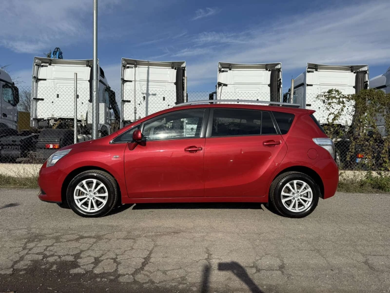 Toyota Verso 1.8i ТОП СЪСТОЯНИЕ, снимка 2 - Автомобили и джипове - 52456898