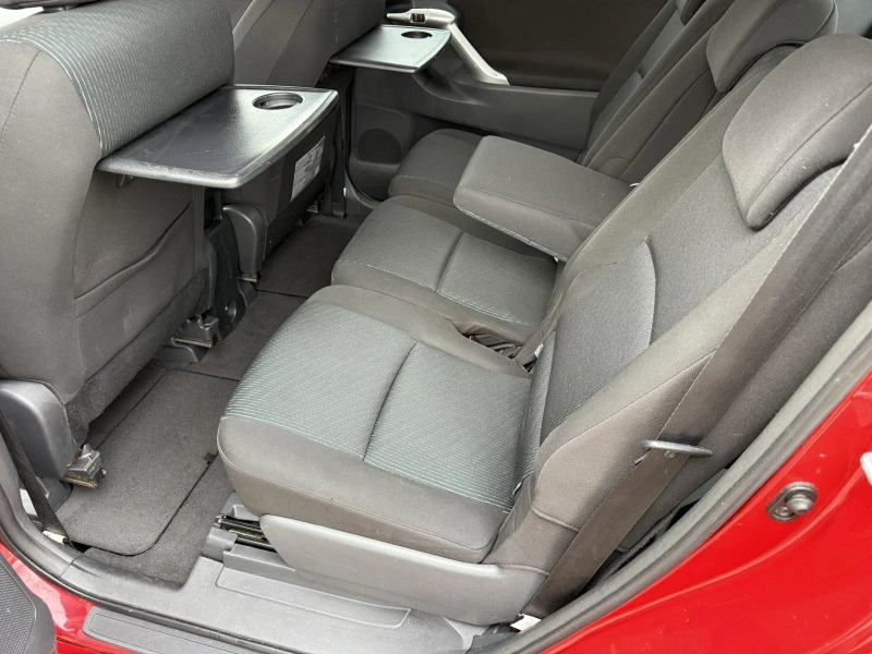 Toyota Verso 1.8i ТОП СЪСТОЯНИЕ, снимка 11 - Автомобили и джипове - 52456898