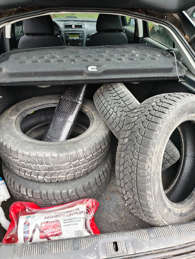 Skoda Octavia, снимка 7 - Автомобили и джипове - 53210429