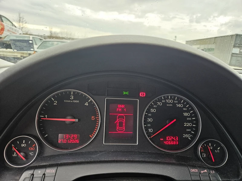 Audi A4, снимка 8 - Автомобили и джипове - 53343263