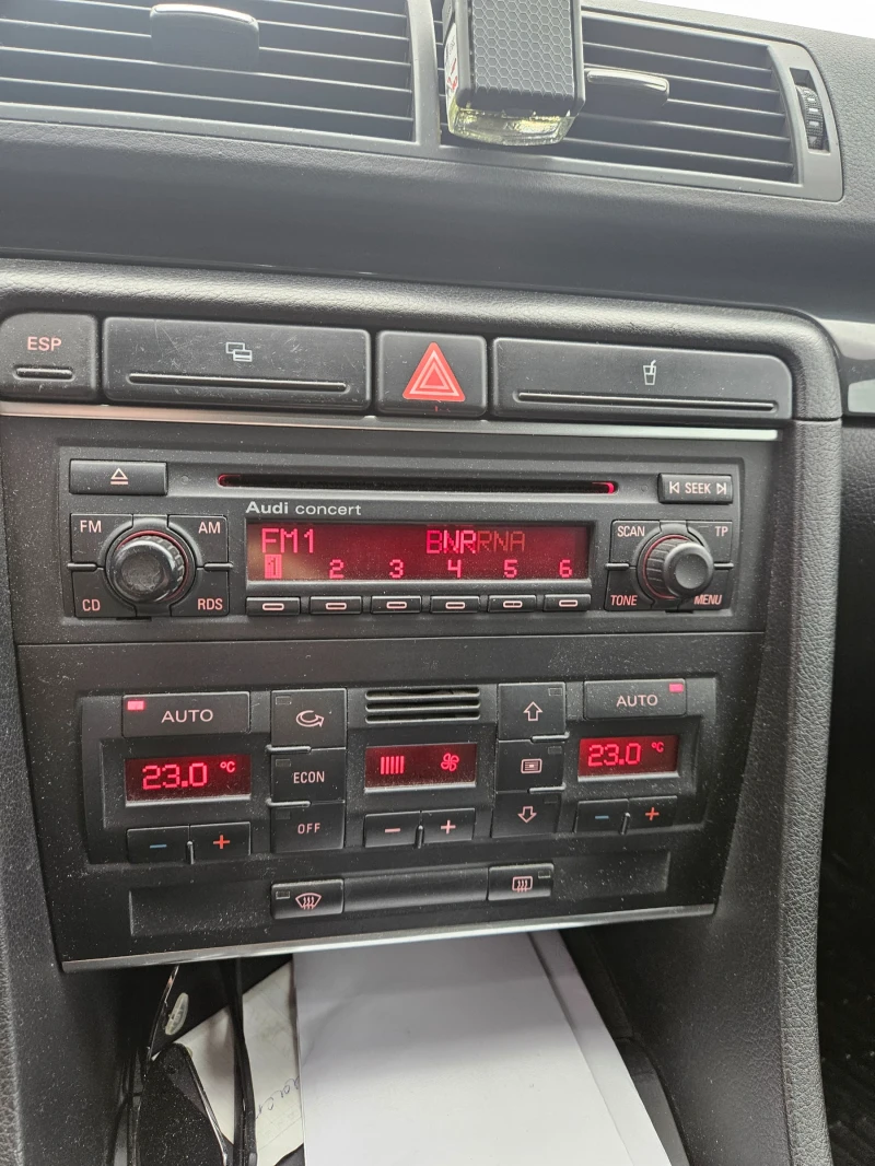 Audi A4, снимка 9 - Автомобили и джипове - 53343263