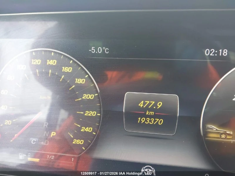 Mercedes-Benz E 400 AMG* BURMESTER* 4MATIC, снимка 11 - Автомобили и джипове - 53415966