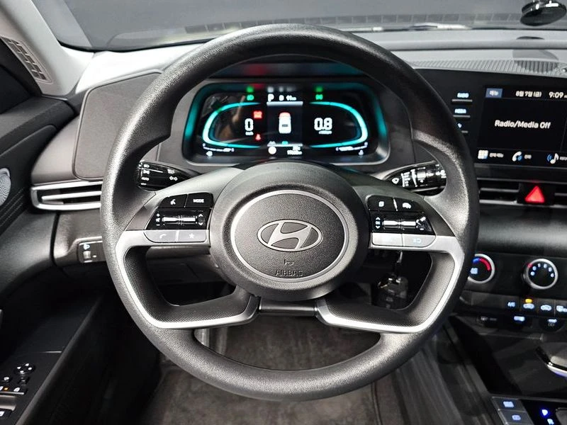 Hyundai Elantra 1.6 LPi (Rent car)| 120к.с.| ВКЛ.ТЕХНОТЕСТ, снимка 13 - Автомобили и джипове - 55665237