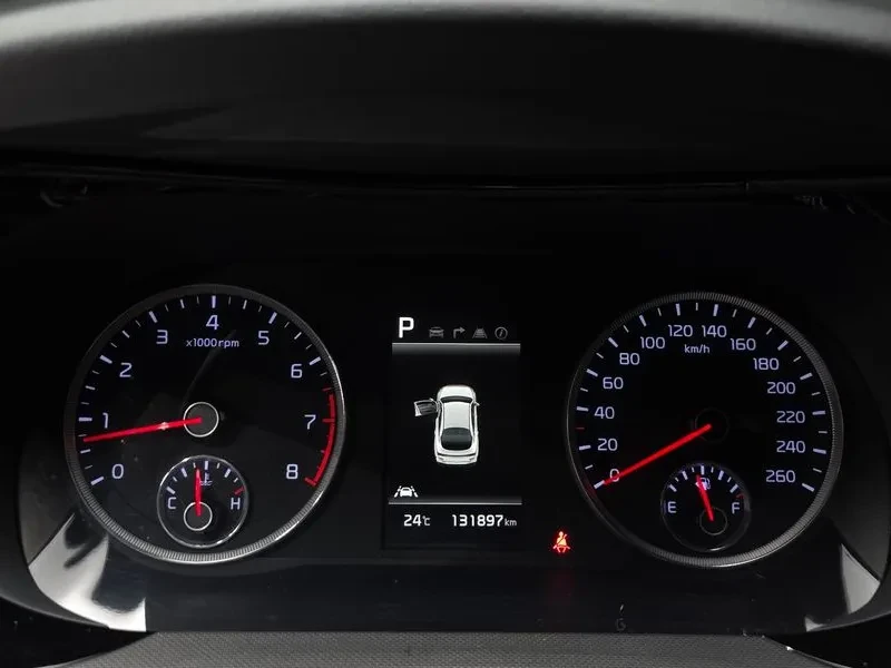 Kia K5 2.0 LPG - САМО 30% АВАНС, снимка 8 - Автомобили и джипове - 56322819