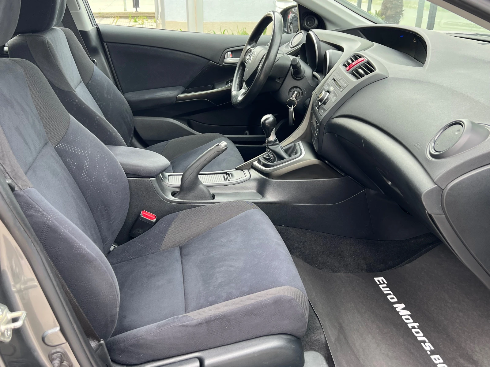 Honda Civic 1.4 I-VTEC-ПЪЛНА СЕРВИЗНА ИСТОРИЯ, КАМЕРА - изображение 10