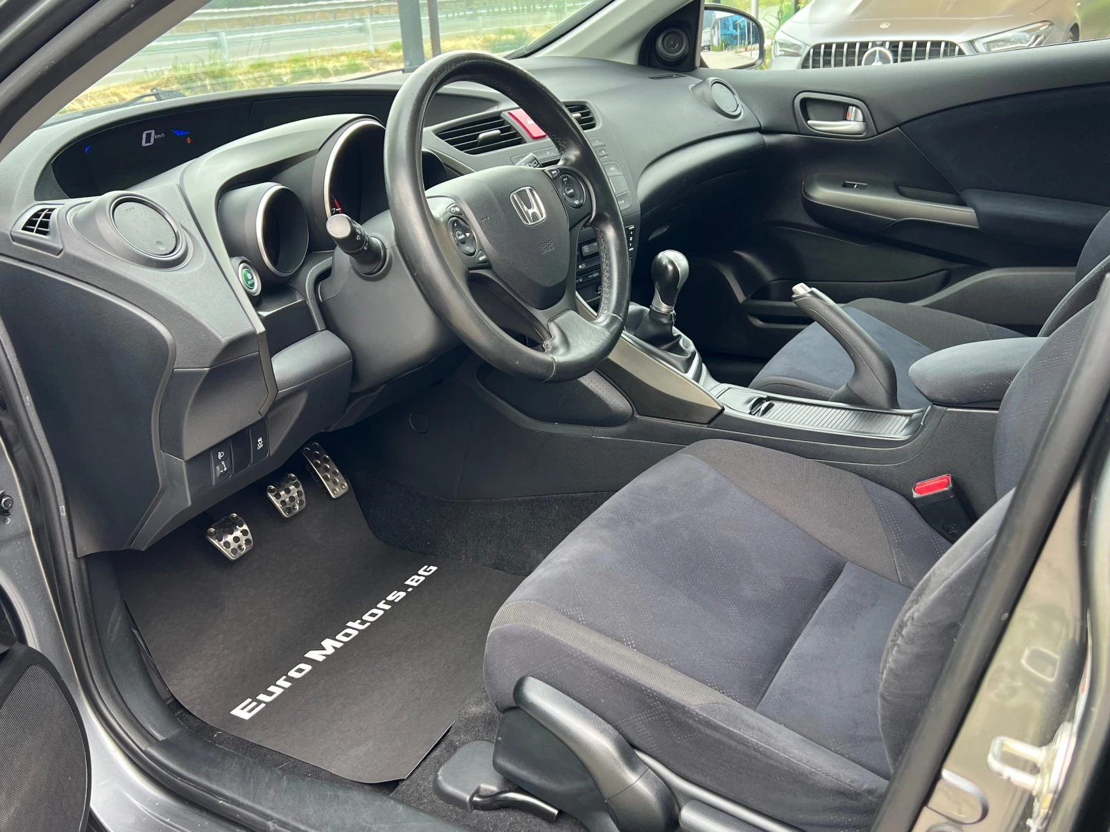 Honda Civic 1.4 I-VTEC-ПЪЛНА СЕРВИЗНА ИСТОРИЯ, КАМЕРА - изображение 8
