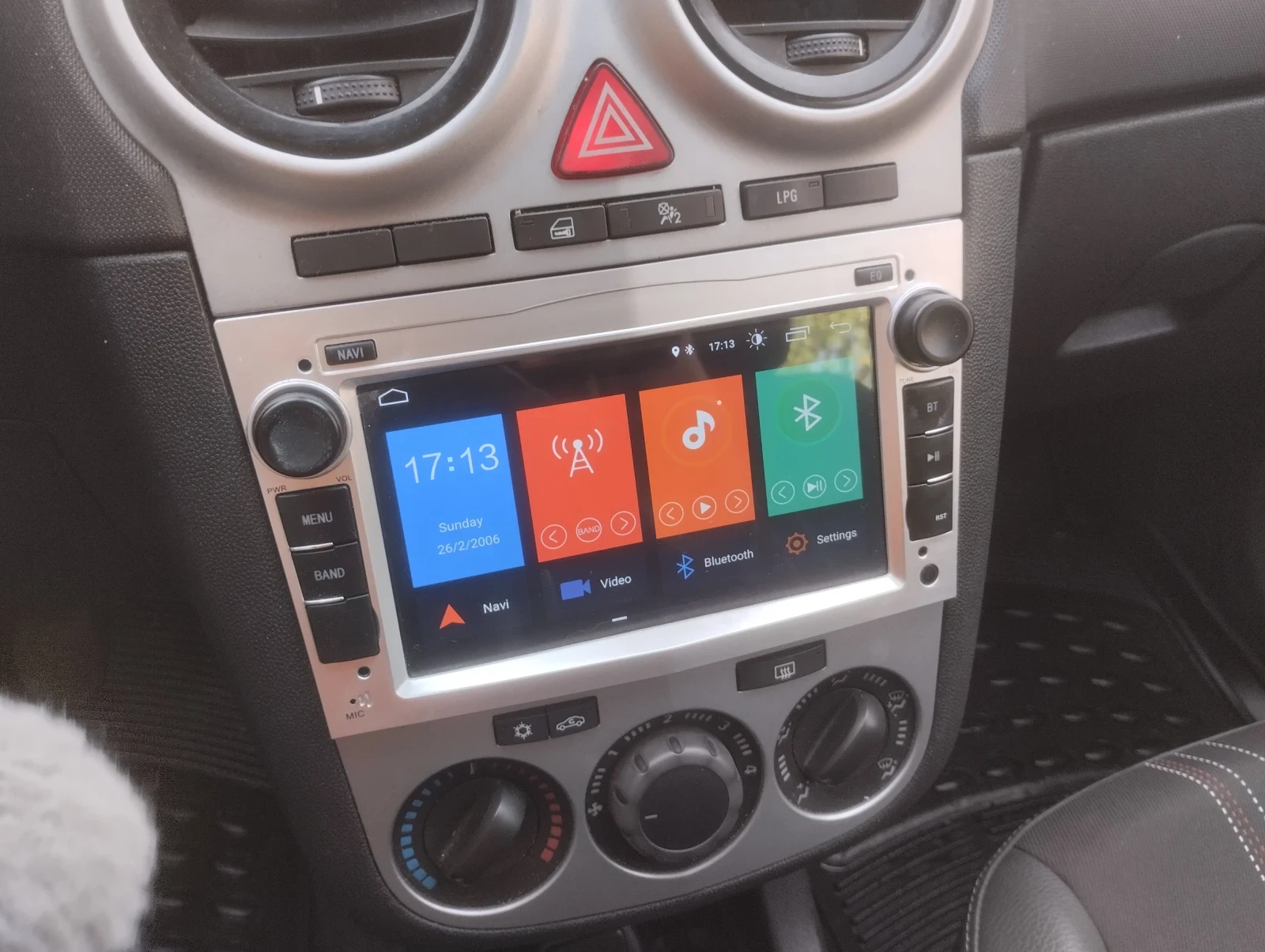 Opel Corsa Бензин/газ | Mobile.bg — изображение 11
