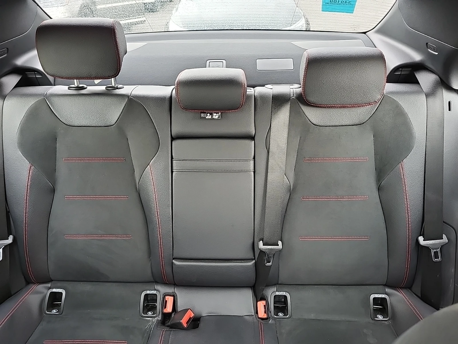 Mercedes-Benz A 220 4MATIC * CARFAX * БЕЗ ПЪРВОНАЧАЛНА ВНОСКА - изображение 10