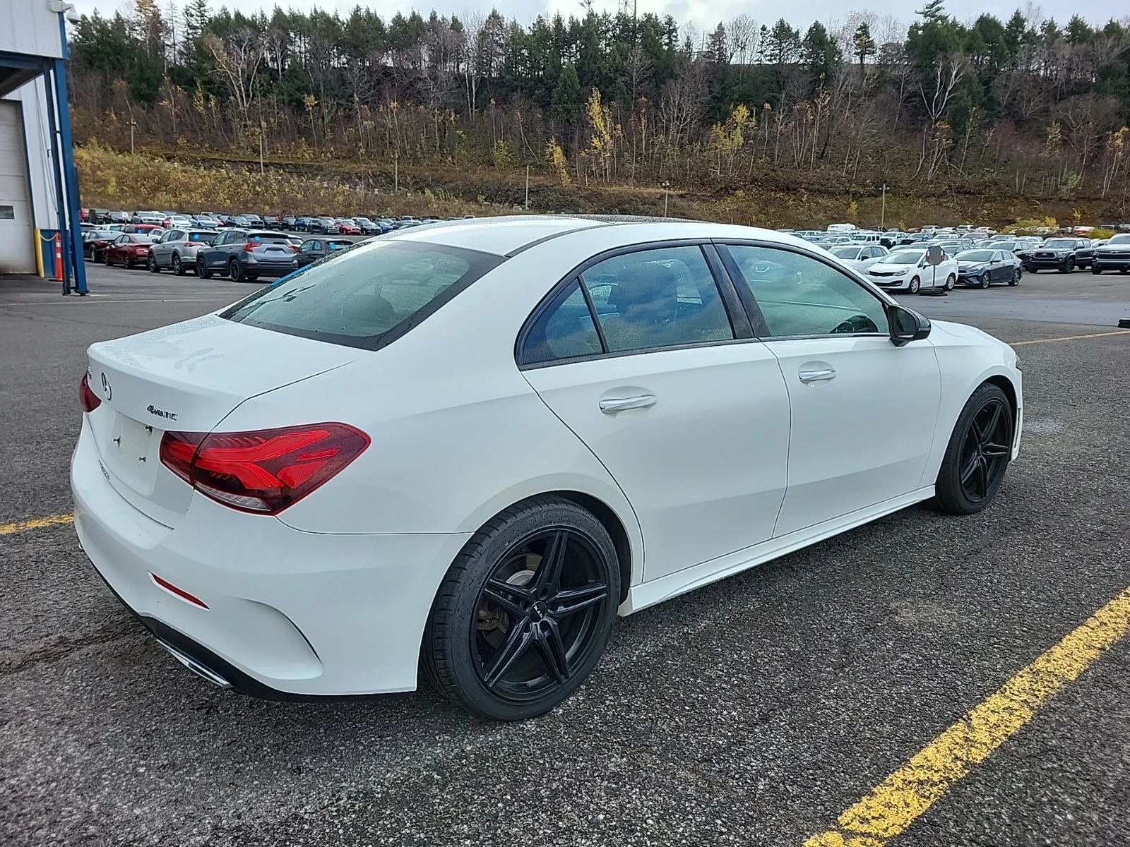 Mercedes-Benz A 220 4MATIC * CARFAX * БЕЗ ПЪРВОНАЧАЛНА ВНОСКА - изображение 3