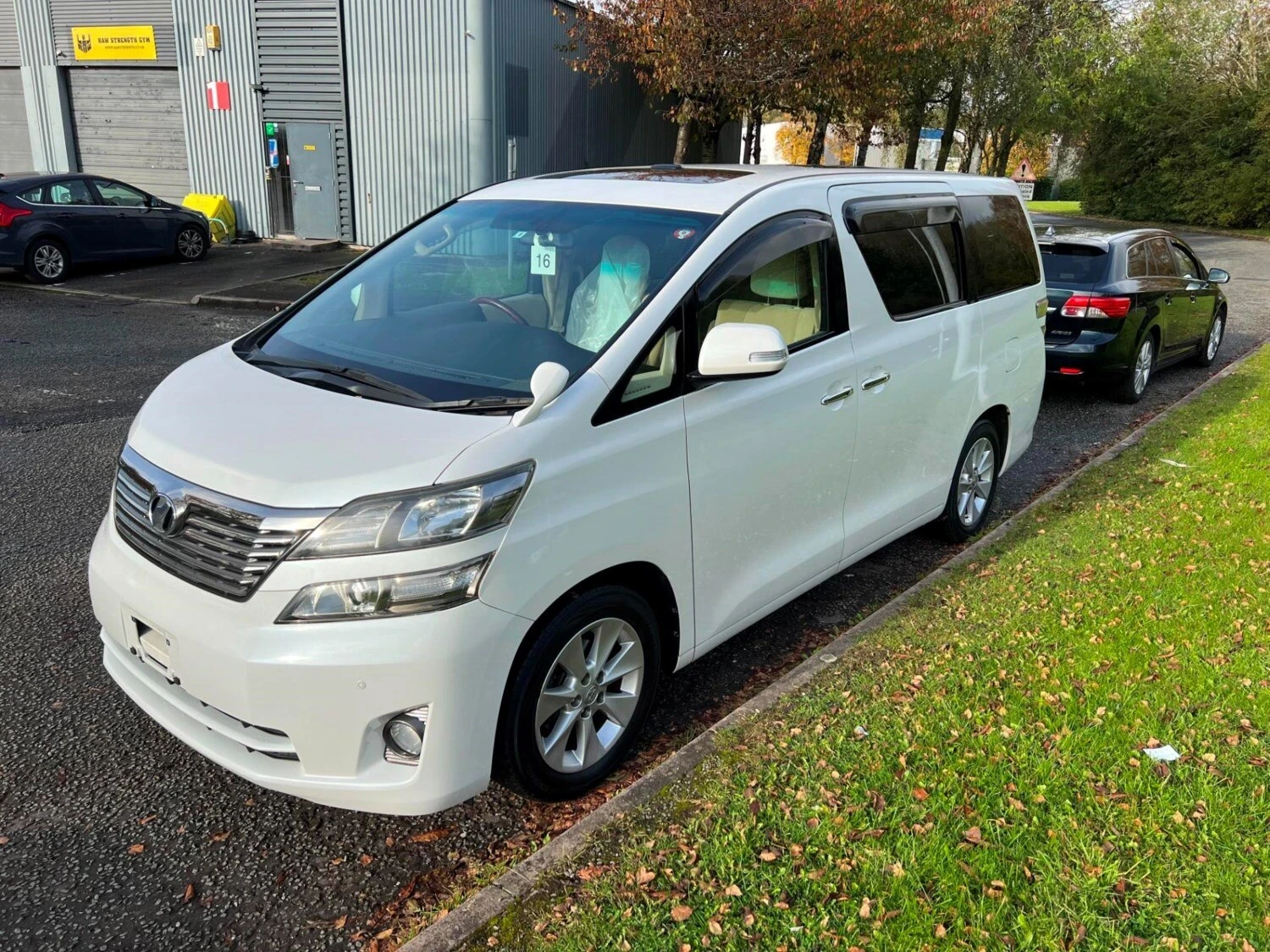 Toyota Alphard Vellfire  | Mobile.bg   3