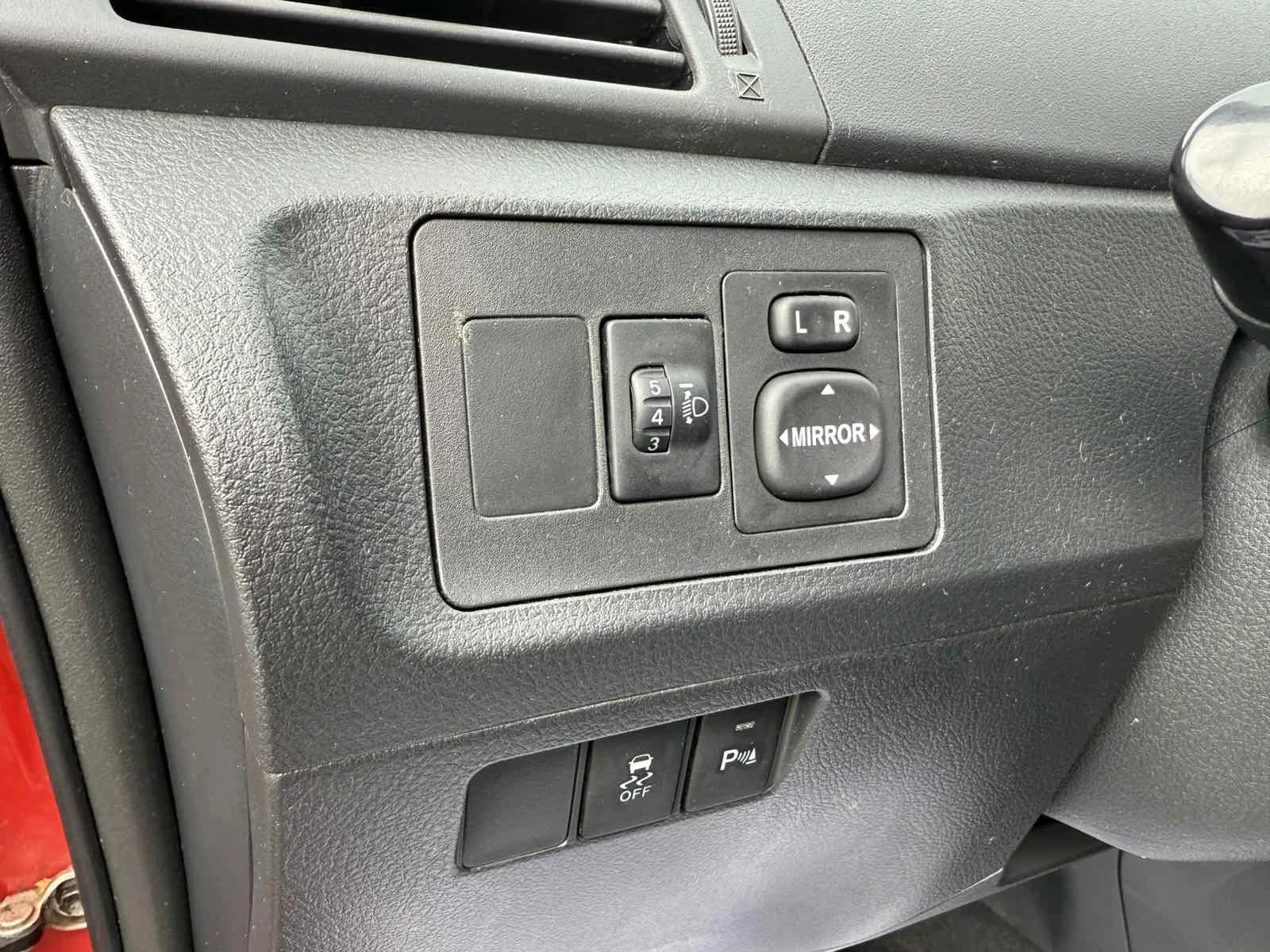 Toyota Verso 1.8i   | Mobile.bg   7