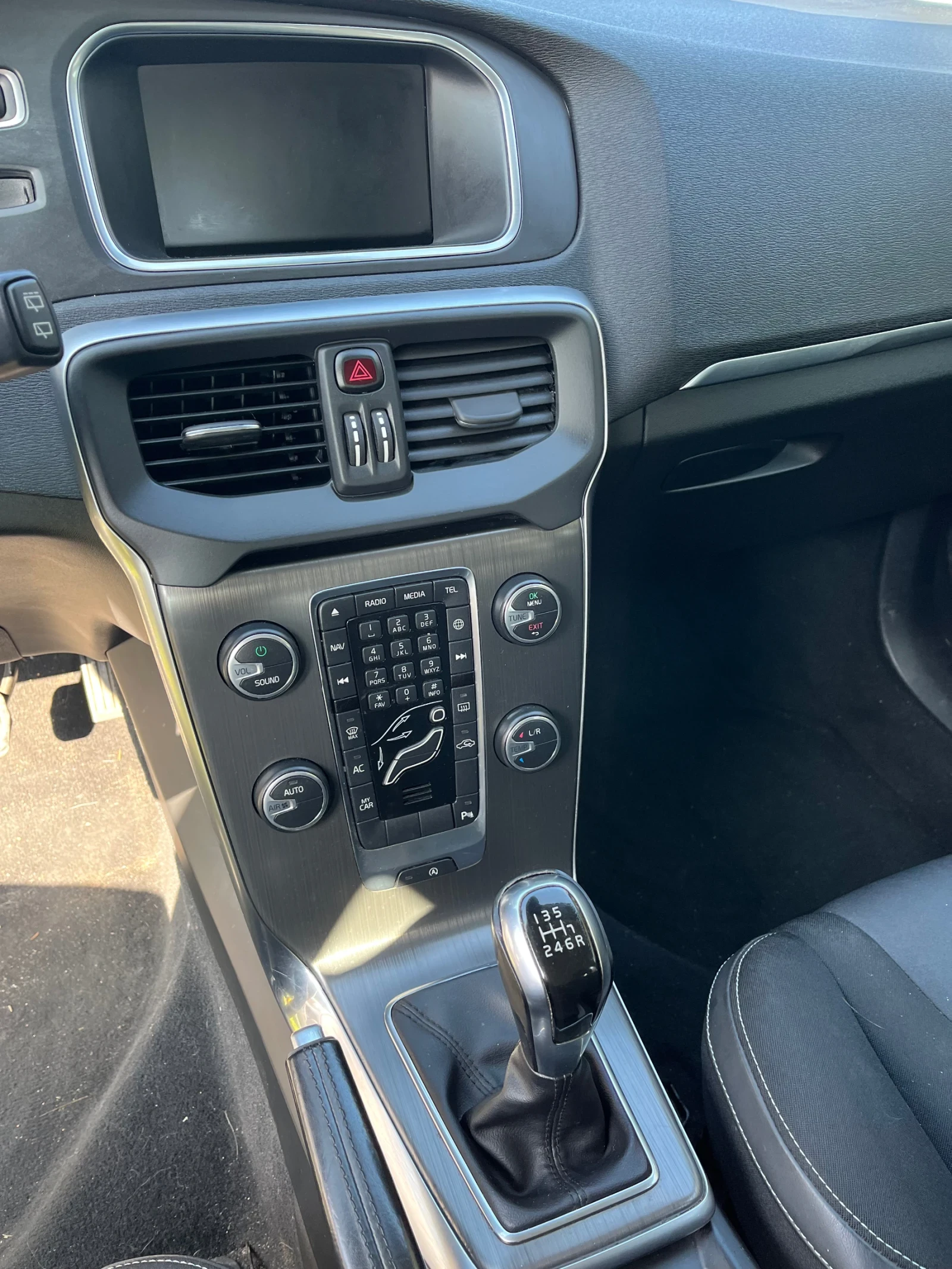 Volvo V40 2.0 190�� | Mobile.bg � ����������� 13