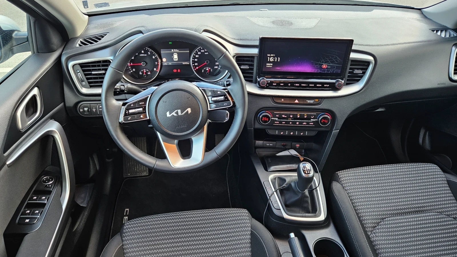 Kia Ceed 1.0 T-GDI * * 10000��* *  | Mobile.bg � ����������� 10