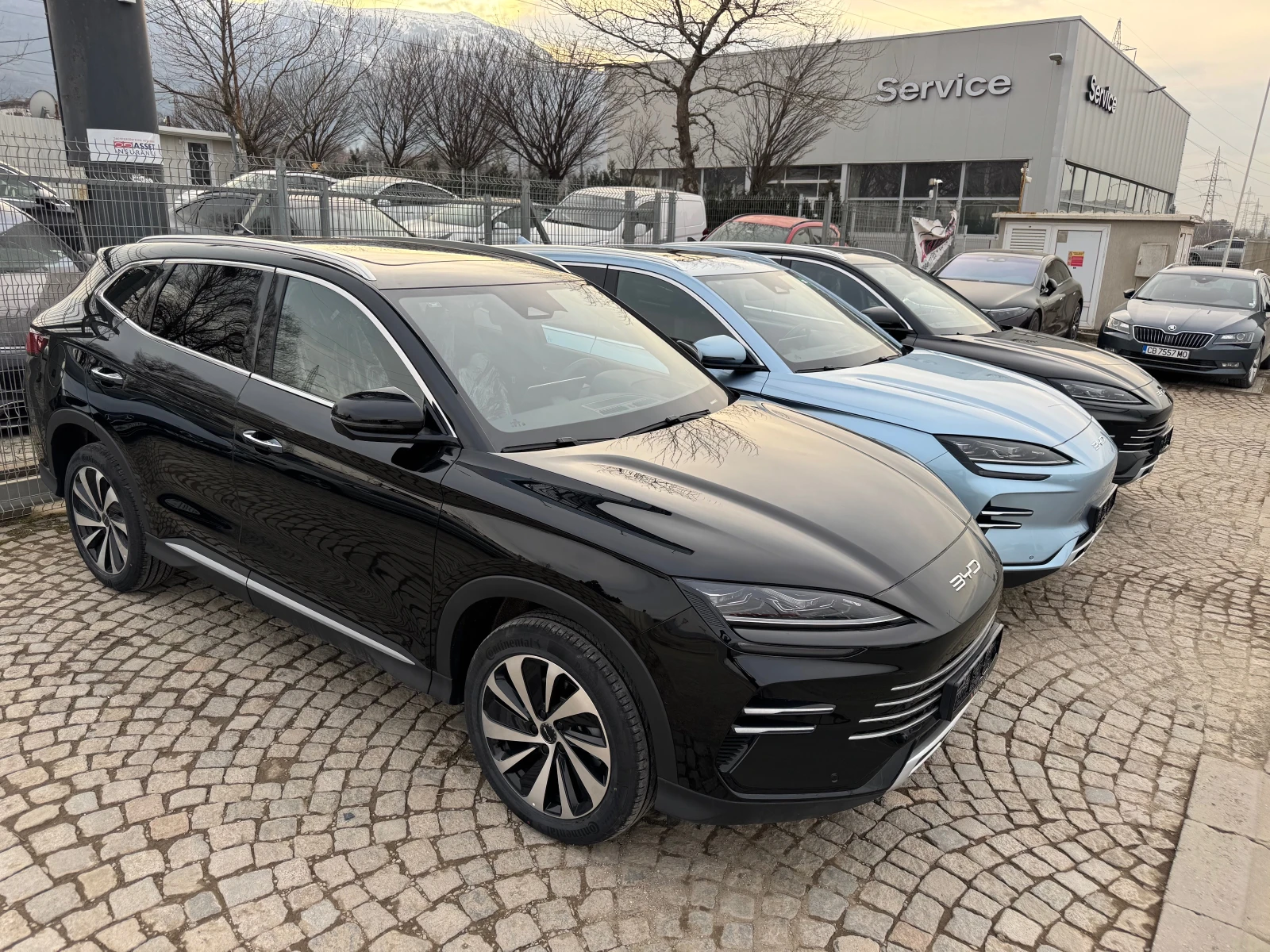 BYD Seal U 26kw/125 km electric range/DM-i Plug-in hibrid, снимка 2 - Автомобили и джипове - 53843951