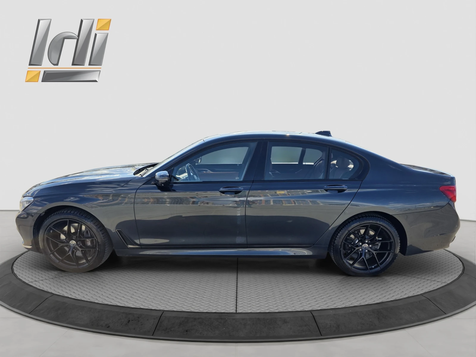 BMW 750 IX DRIVE, снимка 3 - Автомобили и джипове - 54139065