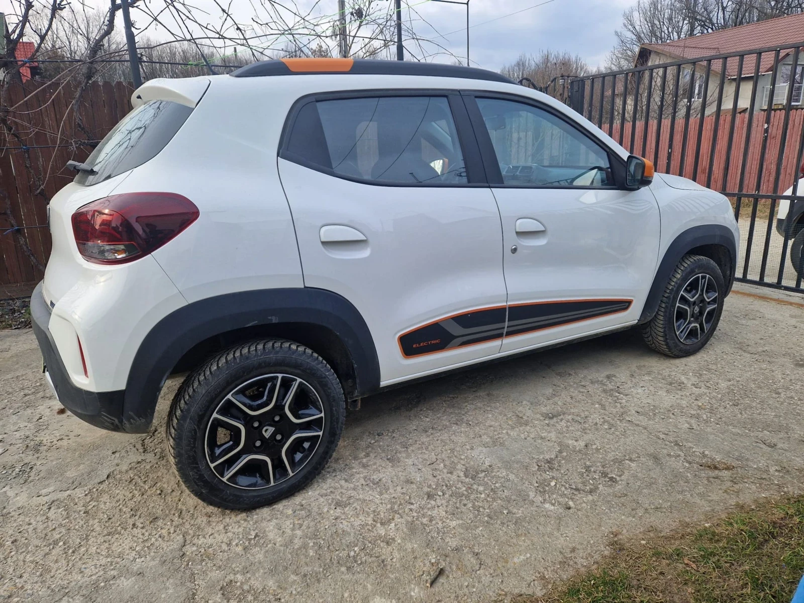 Dacia Spring | Mobile.bg � ����������� 12