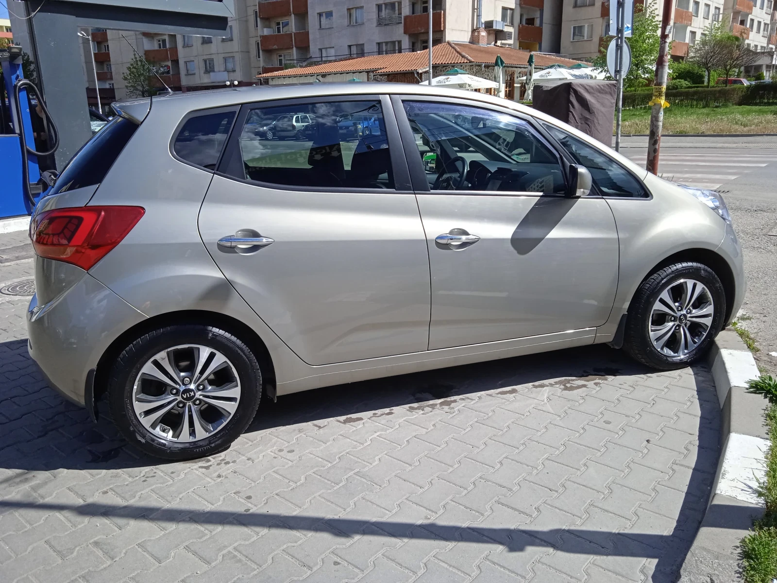 Kia Venga FL, N1рег., снимка 3 - Автомобили и джипове - 54174224