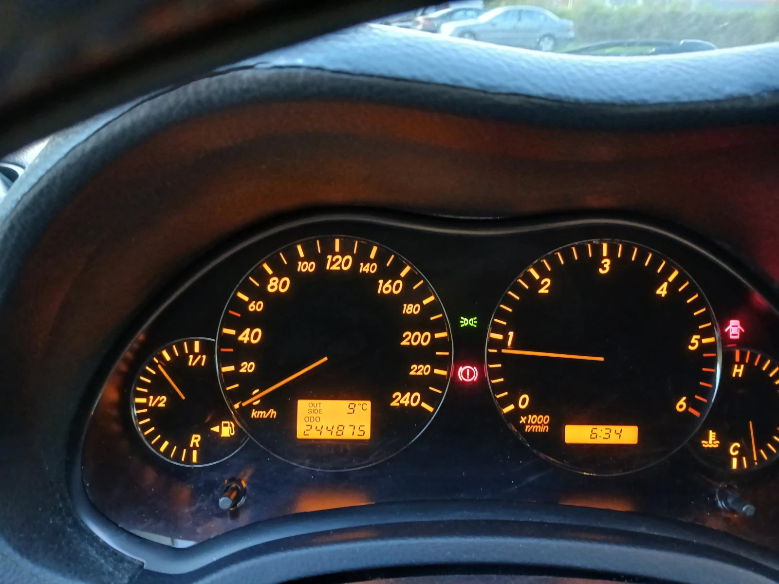 Toyota Avensis, снимка 10 - Автомобили и джипове - 54282746