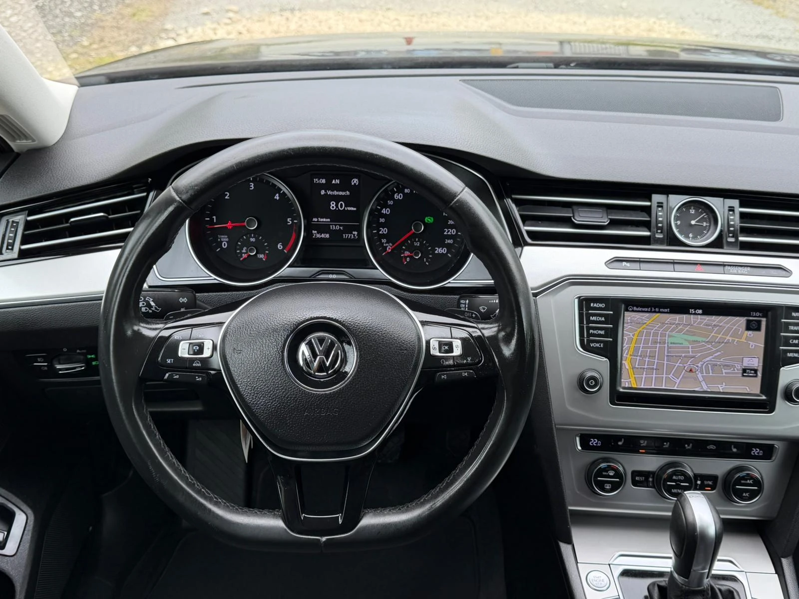 VW Passat 2.0 TDI DSG, снимка 12 - Автомобили и джипове - 54359052