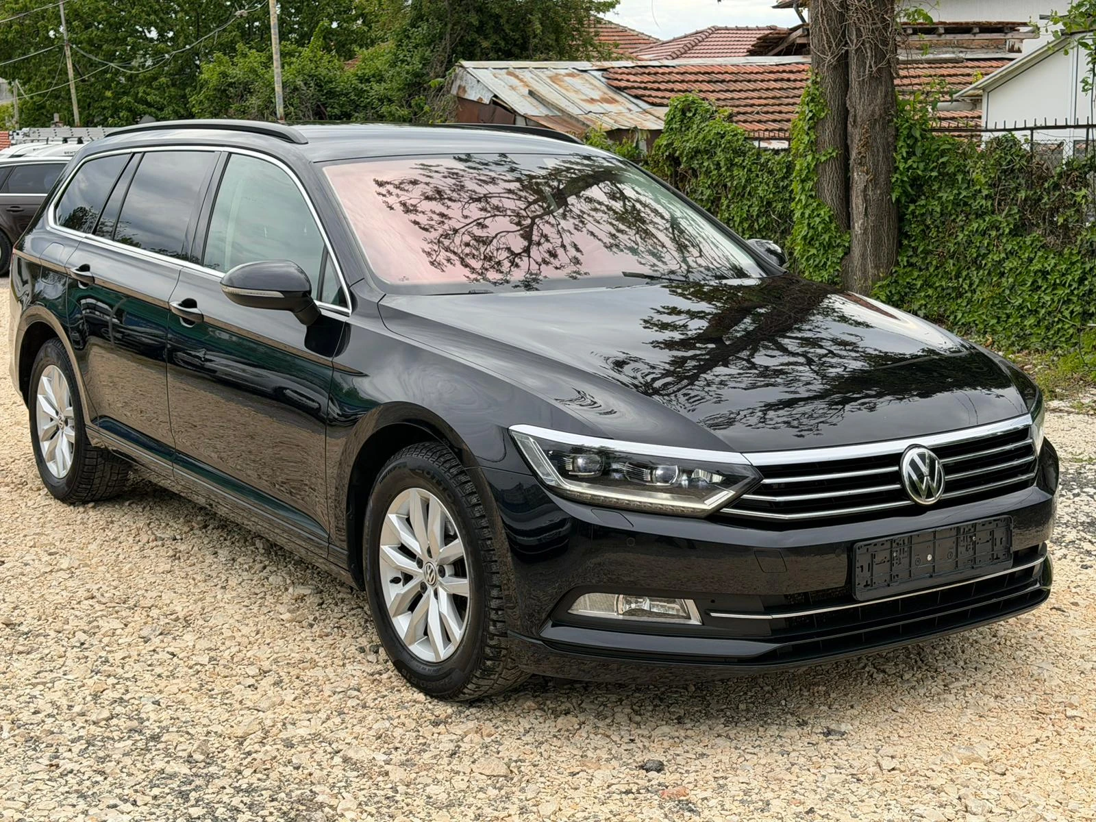 VW Passat 2.0 TDI DSG, снимка 3 - Автомобили и джипове - 54359052
