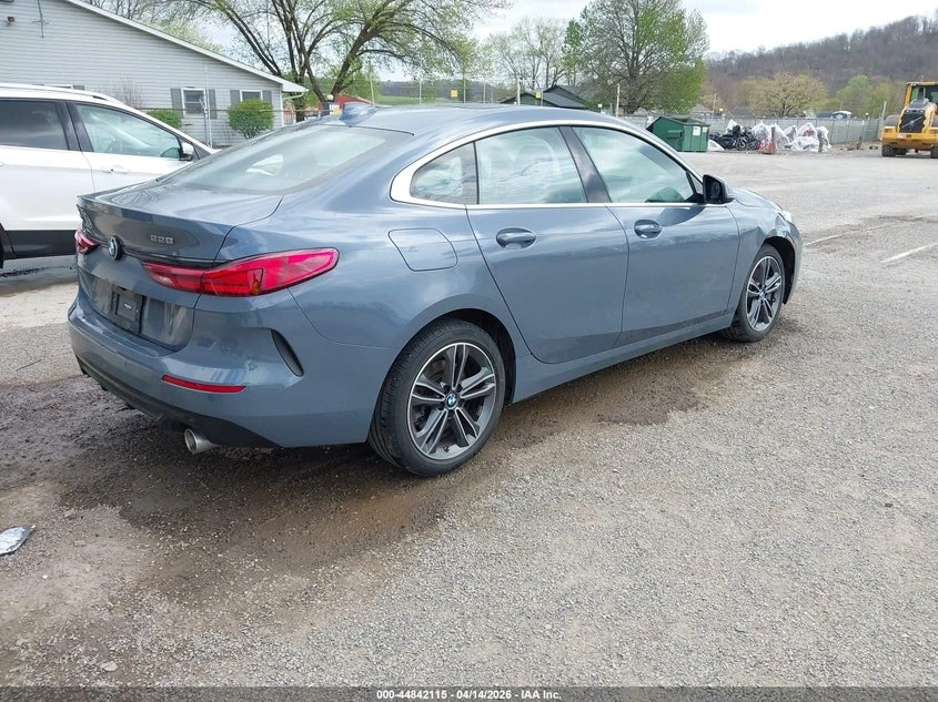 BMW 228 2.0l Gran Coupe I xDrive, снимка 4 - Автомобили и джипове - 54383898