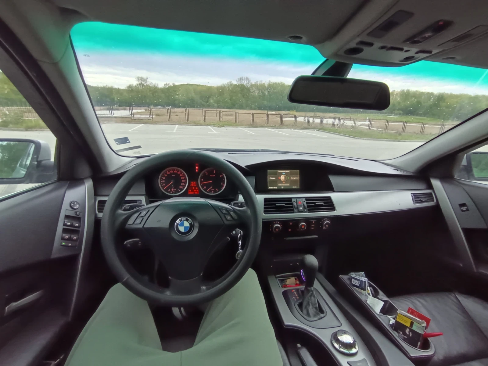 BMW 525, снимка 11 - Автомобили и джипове - 54440308