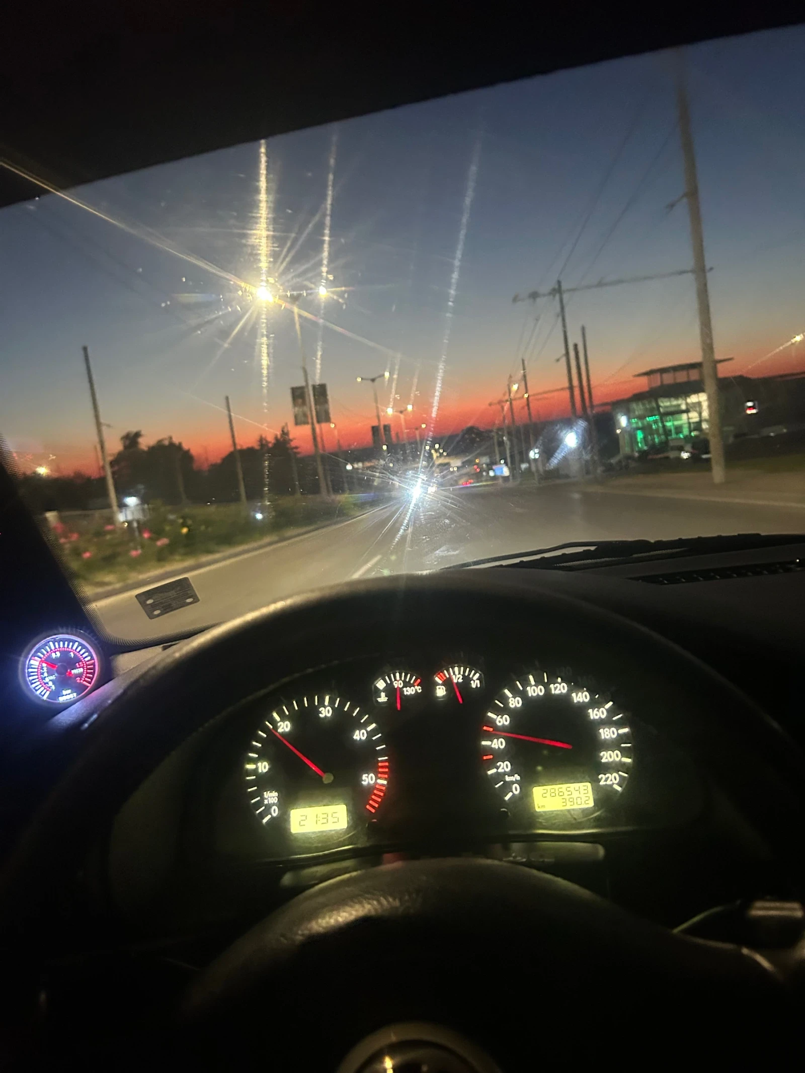 VW Passat, снимка 13 - Автомобили и джипове - 54683650