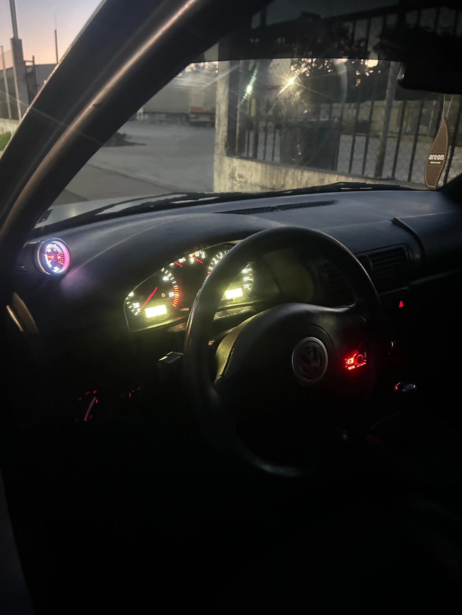 VW Passat, снимка 7 - Автомобили и джипове - 54683650