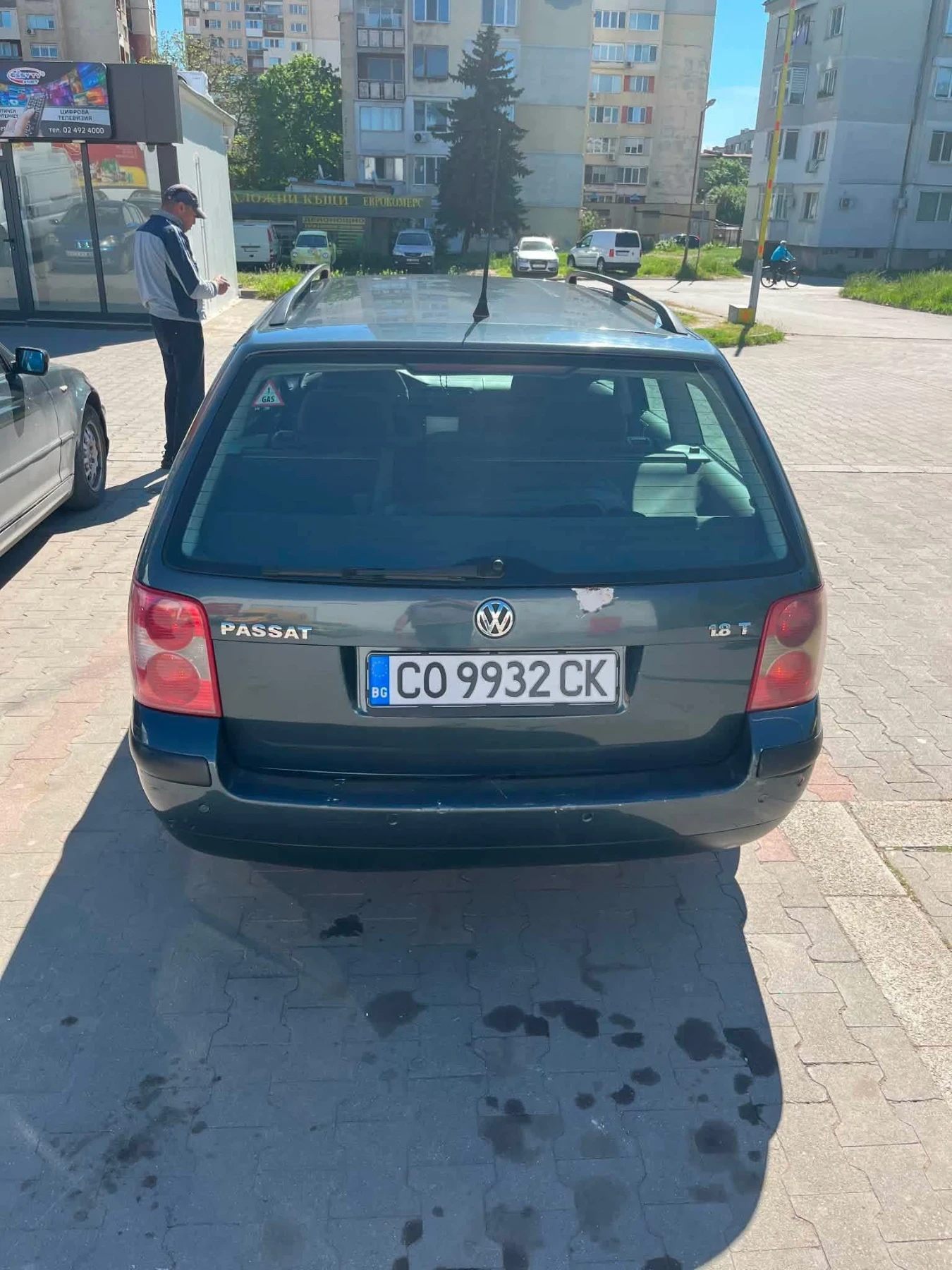 VW Passat 1.8 Turbo Gas и Бензин Автомат, снимка 3 - Автомобили и джипове - 55179008