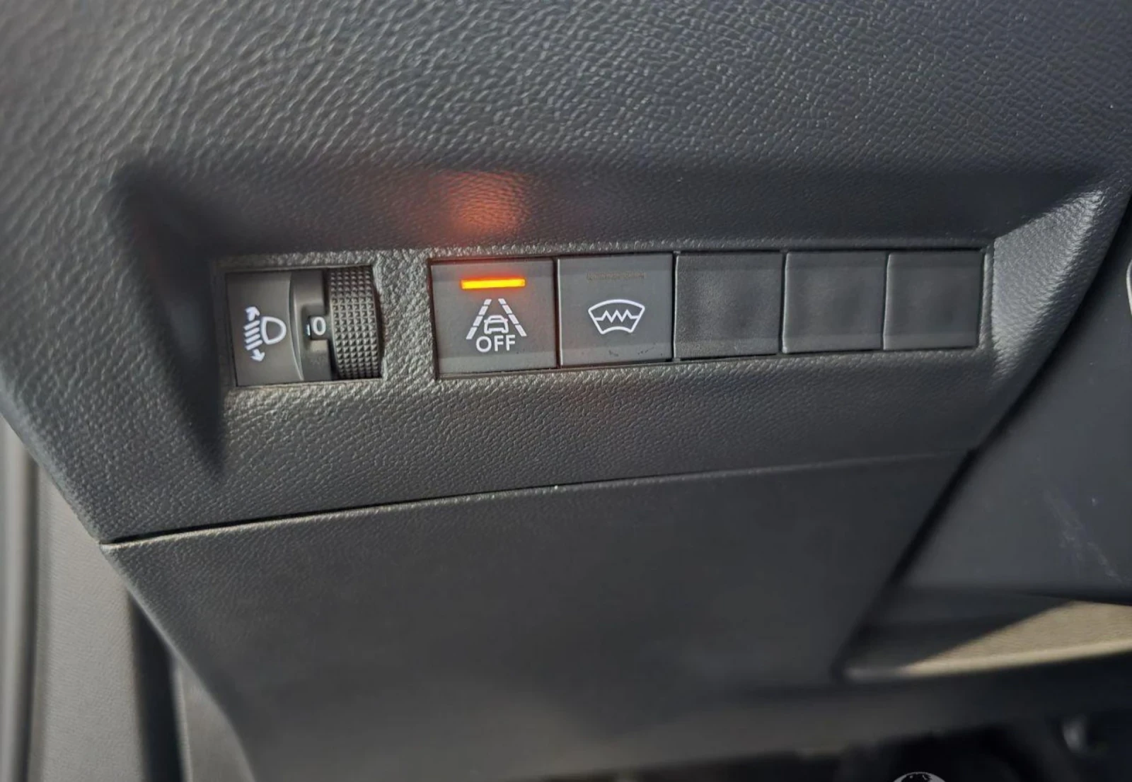 Peugeot 2008 Alurre, снимка 12 - Автомобили и джипове - 55220083