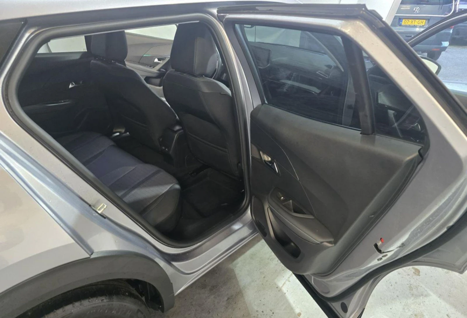 Peugeot 2008 Alurre, снимка 7 - Автомобили и джипове - 55220083