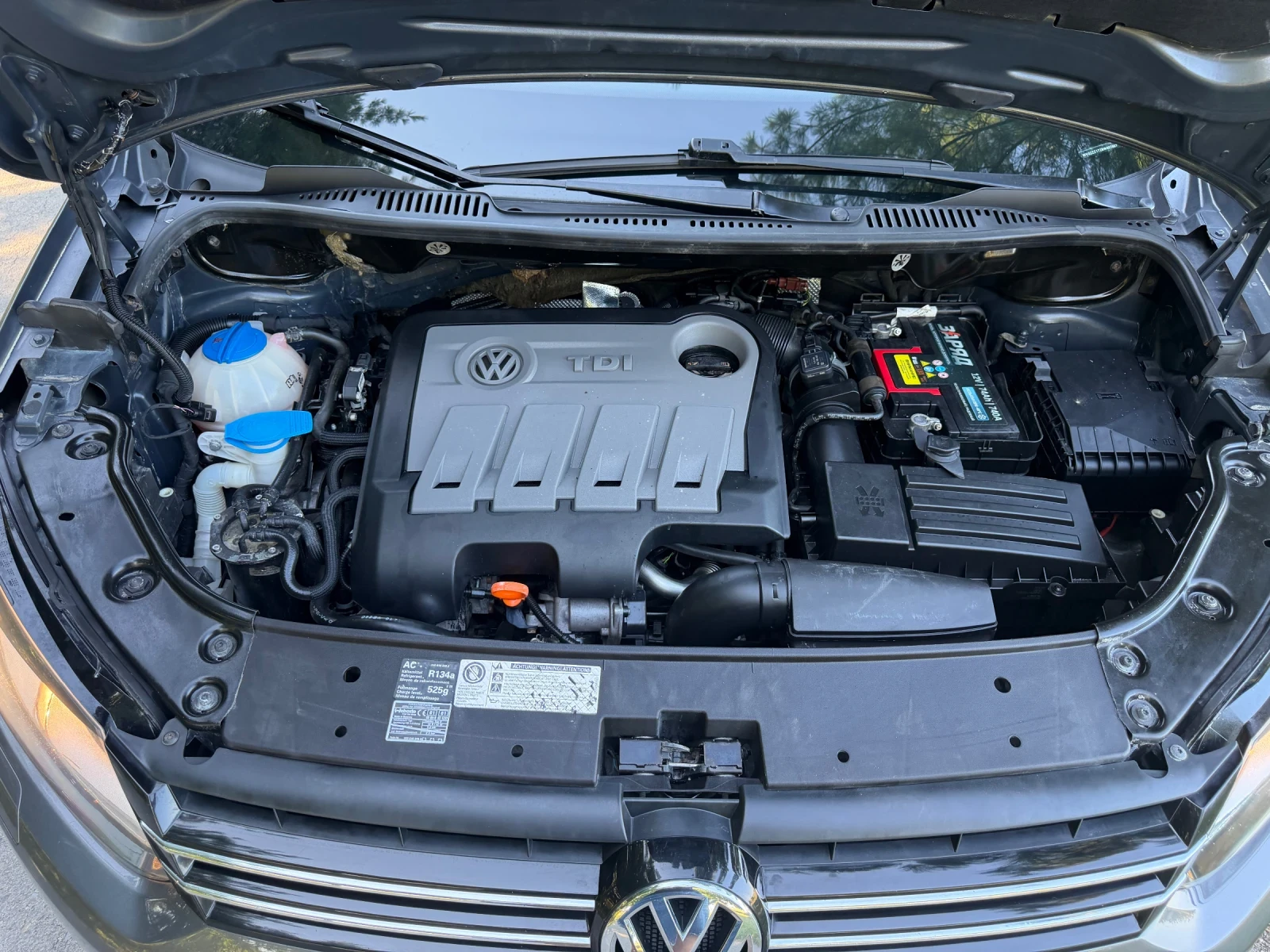 VW Touran, снимка 15 - Автомобили и джипове - 55467359