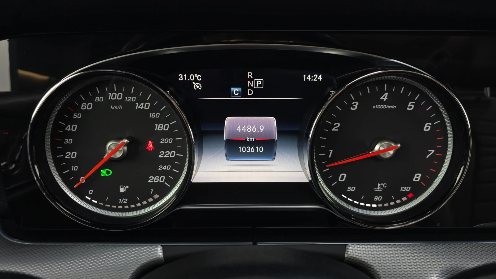 Mercedes-Benz E 300 Avantgarde, снимка 8 - Автомобили и джипове - 55584055