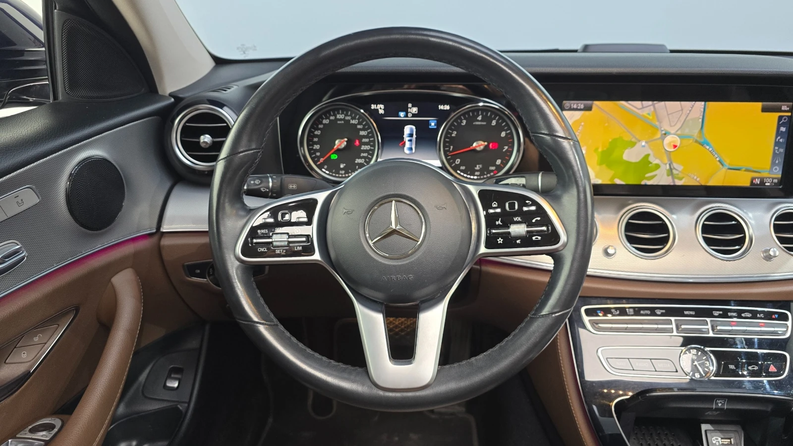 Mercedes-Benz E 300 Avantgarde, снимка 12 - Автомобили и джипове - 55584055