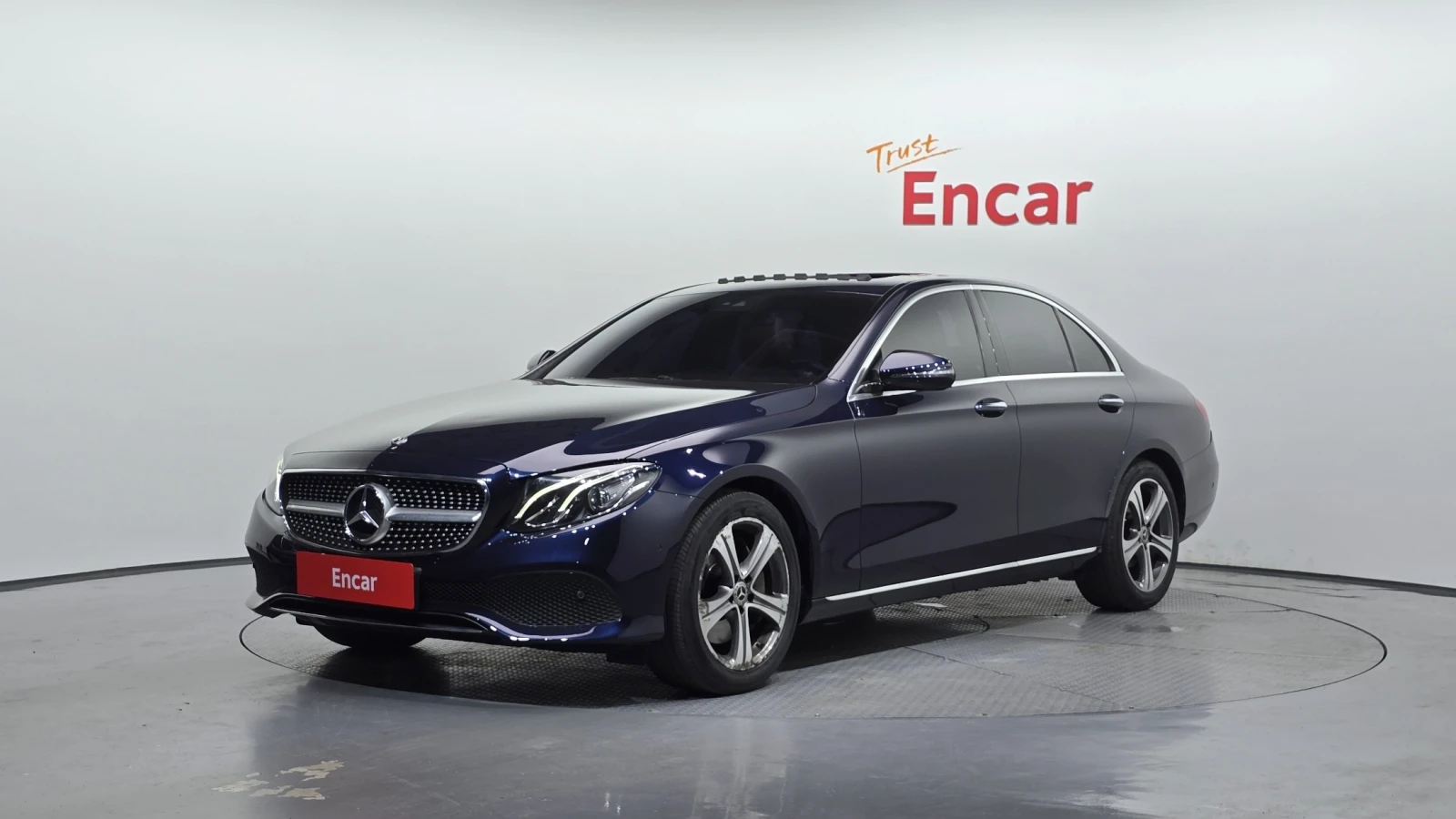 Mercedes-Benz E 300 Avantgarde