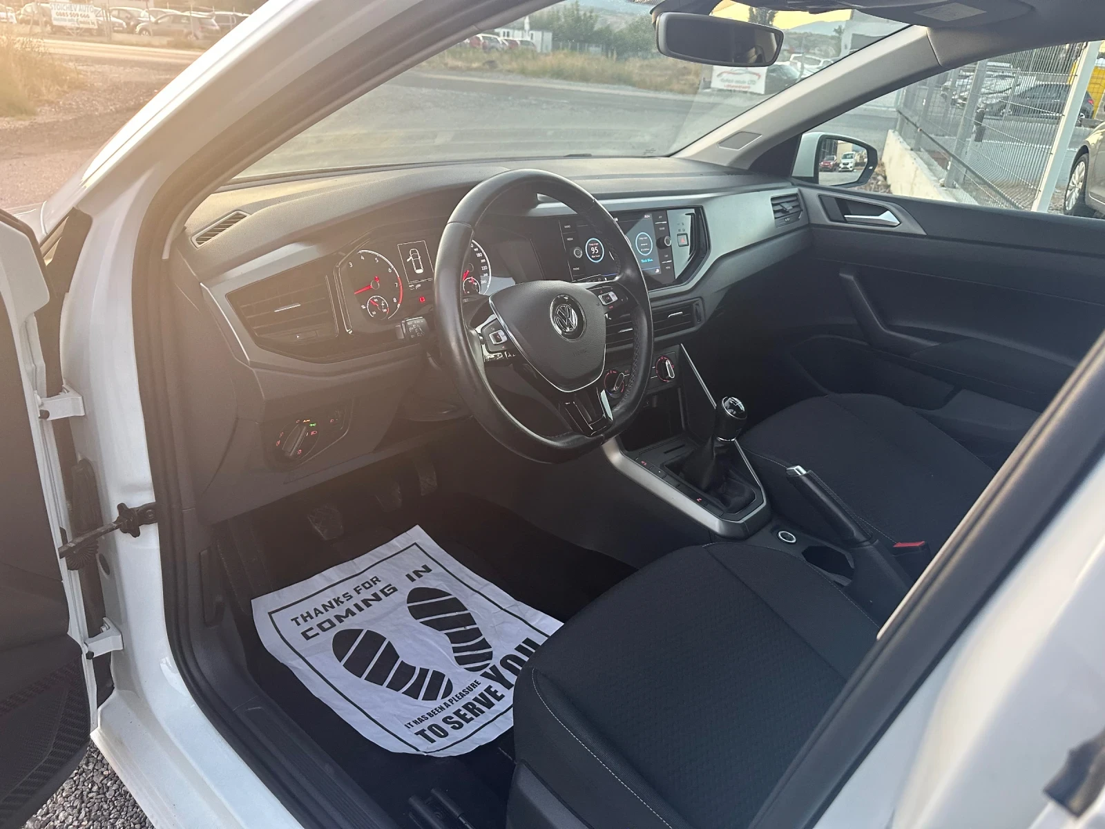 VW Polo 1.0 TURBO SERVICE BOOK , снимка 9 - Автомобили и джипове - 55982973