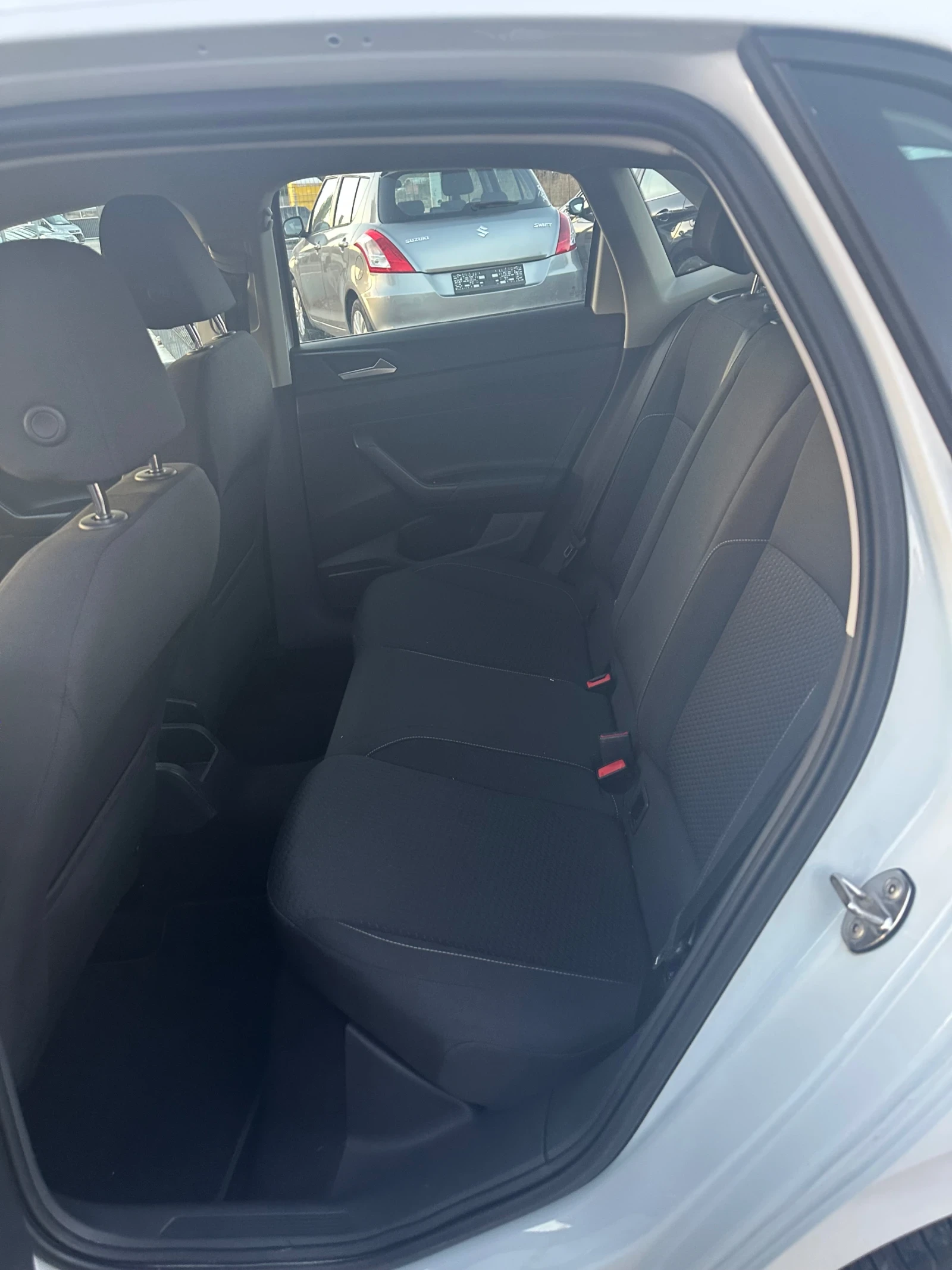 VW Polo 1.0 TURBO SERVICE BOOK , снимка 11 - Автомобили и джипове - 55982973