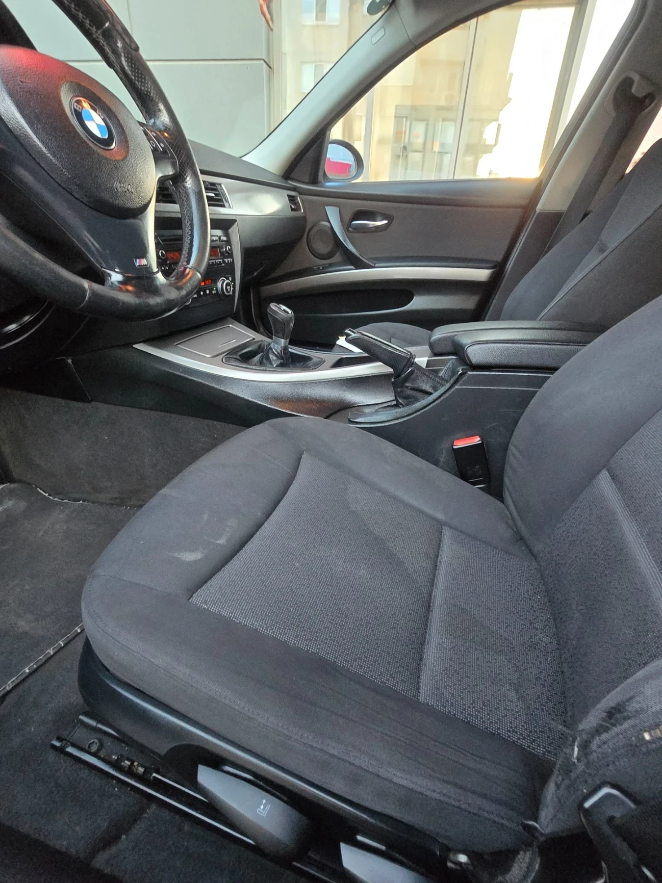 BMW 318 2.0 дизел 122к.с. 2007г., снимка 12 - Автомобили и джипове - 56363233