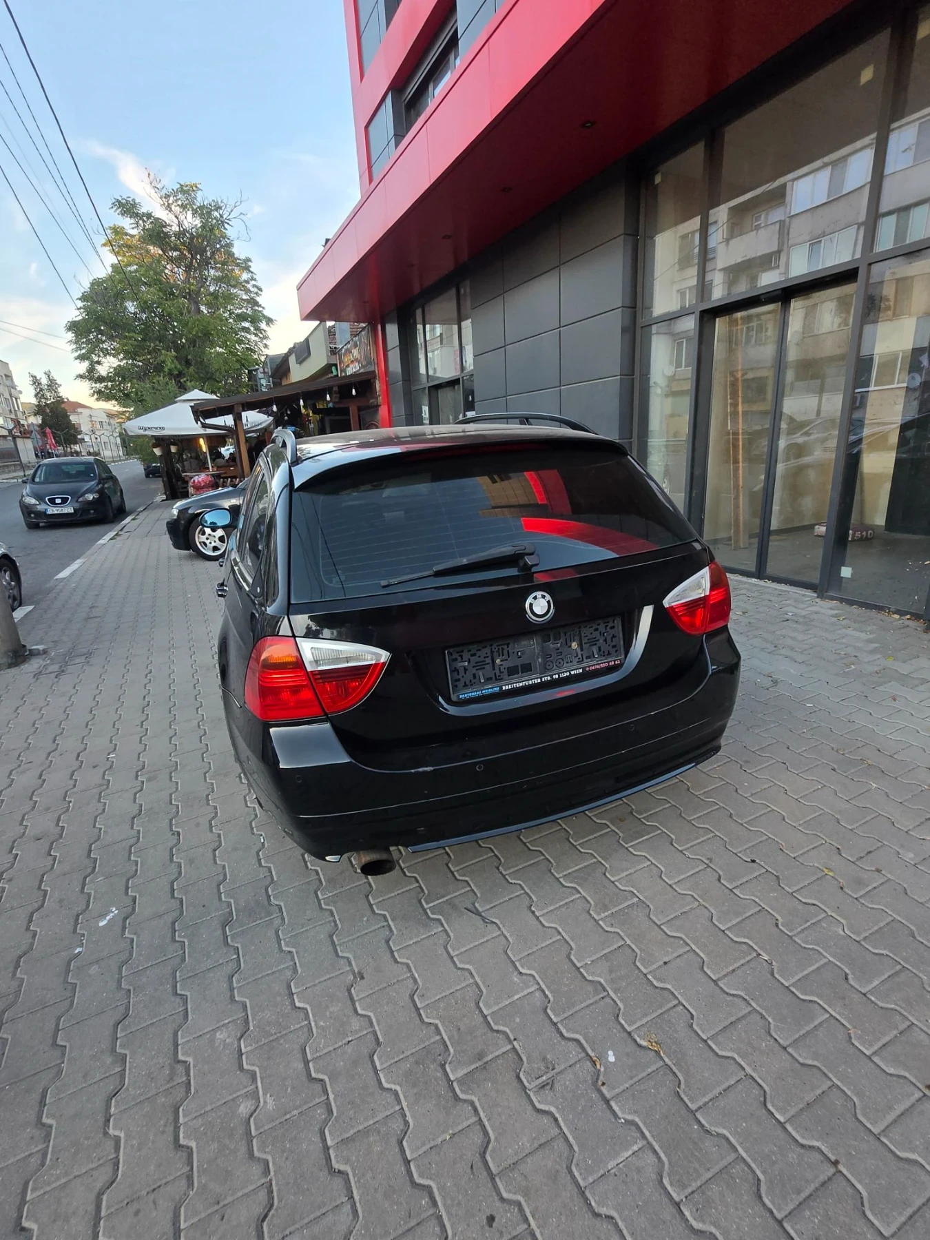 BMW 318 2.0 дизел 122к.с. 2007г., снимка 4 - Автомобили и джипове - 56363233