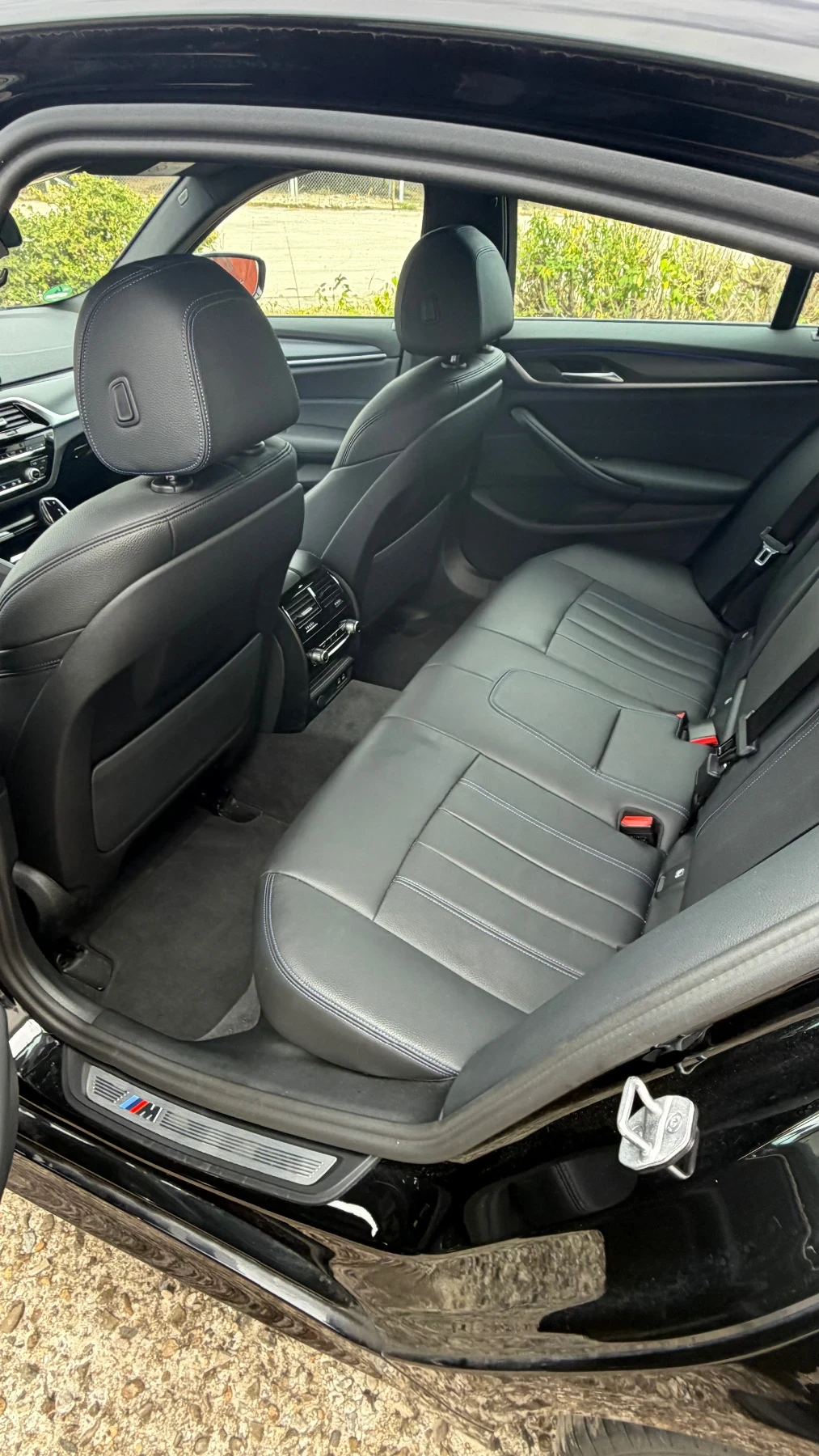 BMW 530 G30, снимка 11 - Автомобили и джипове - 56447792