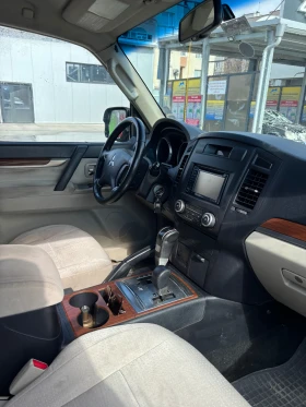 Mitsubishi Pajero 3.8 i V6 ГАЗ, снимка 12