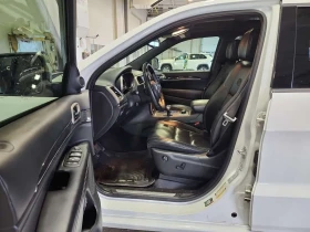 Jeep Grand cherokee  OVERLAND| ОБДУХВАНЕ| 2 КЛЮЧА| ПАНОРАМА| CARFAX - 12300 € / 24056.71 лв. - 82751371 5