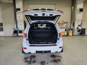 Jeep Grand cherokee  OVERLAND| ОБДУХВАНЕ| 2 КЛЮЧА| ПАНОРАМА| CARFAX - 12300 € / 24056.71 лв. - 82751371 14